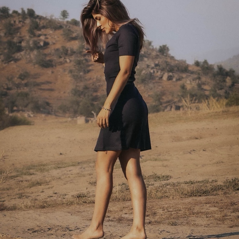 Avery Ribbed MIDI Dress